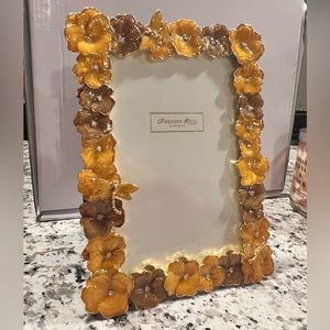 3.5x5.5” Addison Ross London Textured Flower Picture Frame